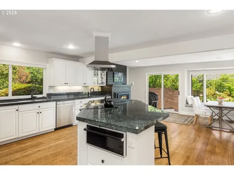 32475 SW Lake Point Court Wilsonville OR 97070
