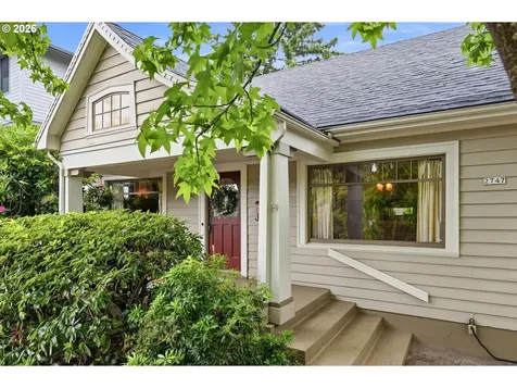 2747 NE Schuyler Street Portland OR 97212