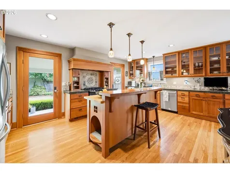 2747 NE Schuyler Street Portland OR 97212