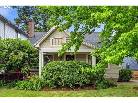 2747 NE Schuyler Street Portland OR 97212