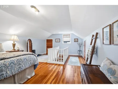 2747 NE Schuyler Street Portland OR 97212