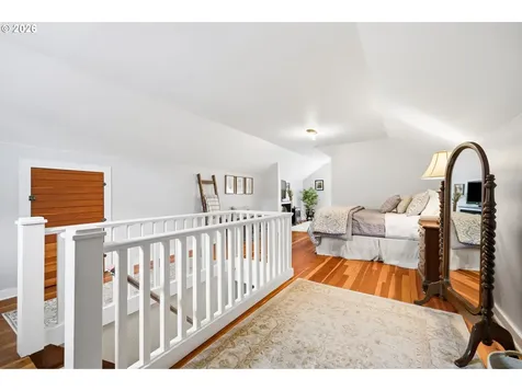 2747 NE Schuyler Street Portland OR 97212
