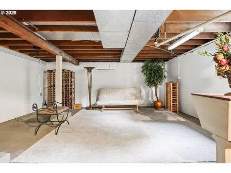 2747 NE Schuyler Street Portland OR 97212