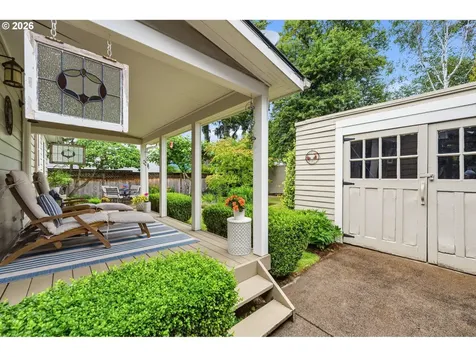 2747 NE Schuyler Street Portland OR 97212