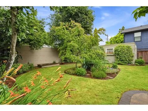2747 NE Schuyler Street Portland OR 97212
