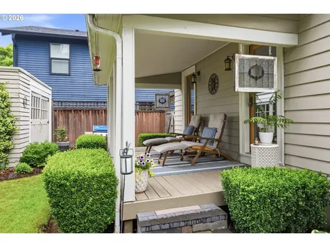 2747 NE Schuyler Street Portland OR 97212