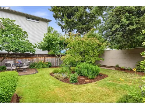 2747 NE Schuyler Street Portland OR 97212