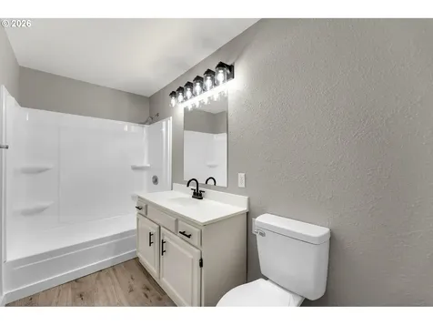 30921 NW Spencer Road La Center WA 98629