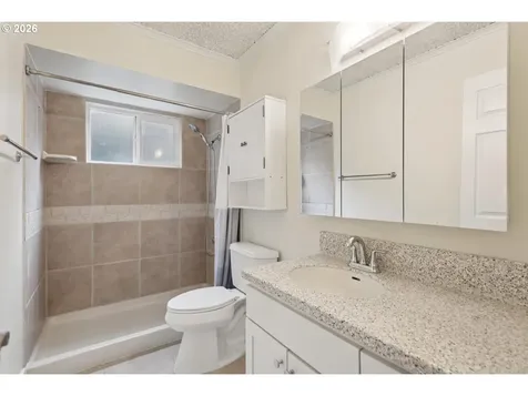 1824 NE Wasco Street Portland OR 97232