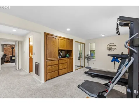 351 Champagne Court Roseburg OR 97471