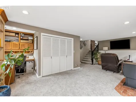 351 Champagne Court Roseburg OR 97471