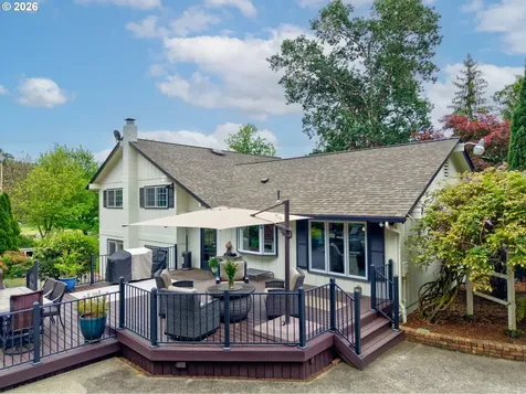 351 Champagne Court Roseburg OR 97471