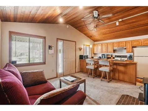 19609 NE Marine Drive Portland OR 97230