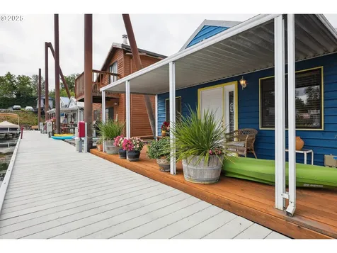 19609 NE Marine Drive Portland OR 97230
