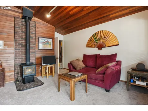 19609 NE Marine Drive Portland OR 97230
