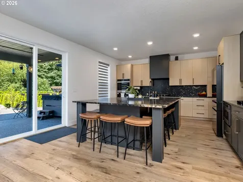 1001 S 50th Court Ridgefield WA 98642