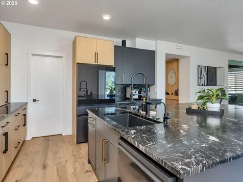 1001 S 50th Court Ridgefield WA 98642