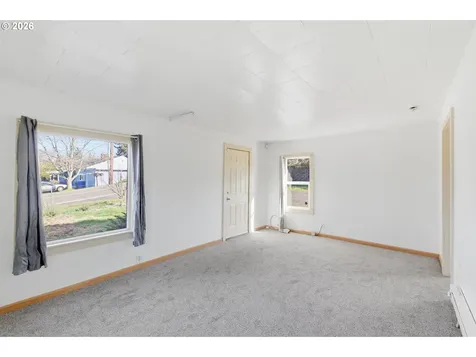 800 Oakhill Avenue SE Salem OR 97302