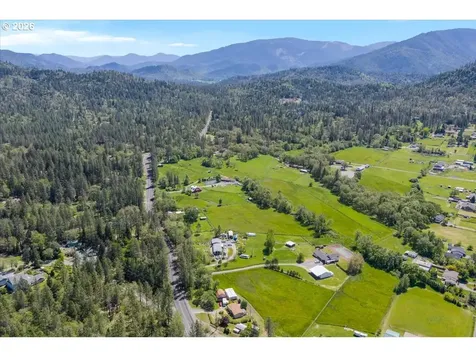 2447 Stringer Gap Road Grants Pass OR 97527