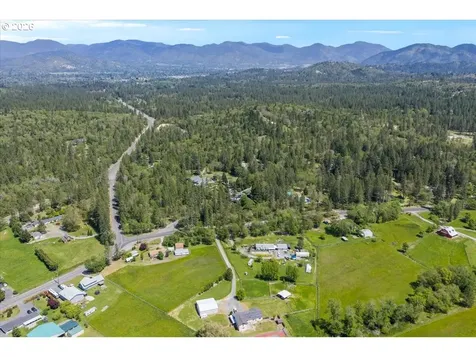 2447 Stringer Gap Road Grants Pass OR 97527