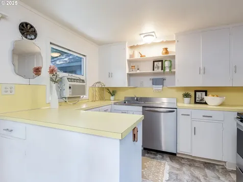 1416 Laurel Street Lake Oswego OR 97034