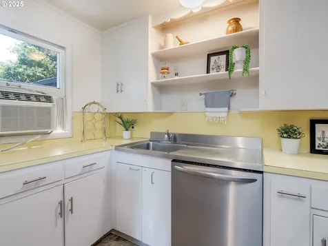 1416 Laurel Street Lake Oswego OR 97034