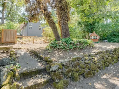 1416 Laurel Street Lake Oswego OR 97034