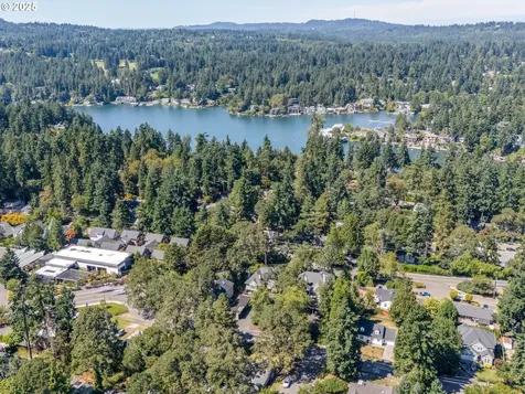 1416 Laurel Street Lake Oswego OR 97034
