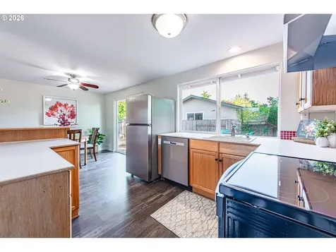 196 Maverick Avenue Eugene OR 97404