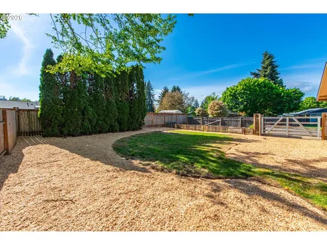 196 Maverick Avenue Eugene OR 97404