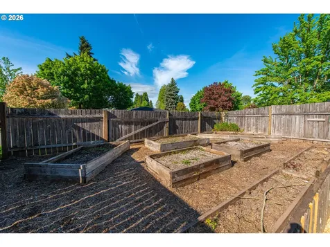 196 Maverick Avenue Eugene OR 97404
