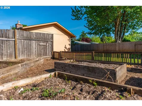 196 Maverick Avenue Eugene OR 97404