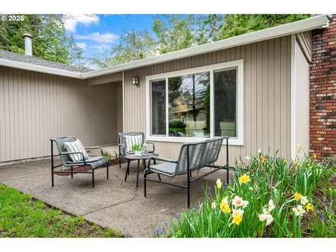 5545 SW Seymour Street Portland OR 97221