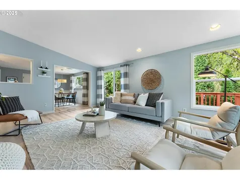 5545 SW Seymour Street Portland OR 97221