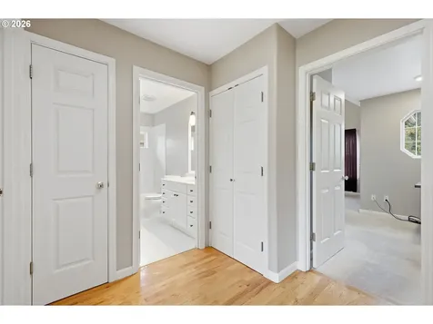1240 N River Road Cottage Grove OR 97424