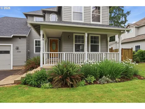 1240 N River Road Cottage Grove OR 97424