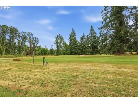 1240 N River Road Cottage Grove OR 97424