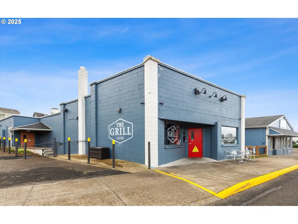 1330 NE Highway 101 Lincoln City OR 97367