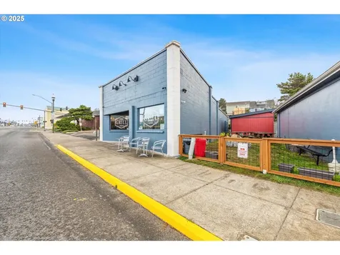 1330 NE Highway 101 Lincoln City OR 97367