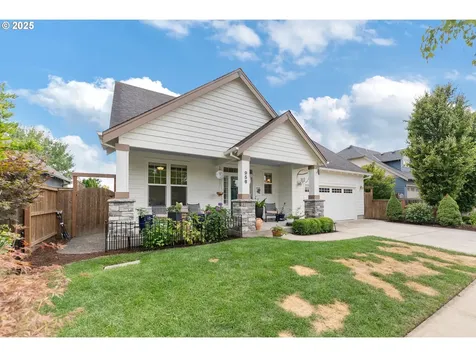 956 NE Samson Street Mcminnville OR 97128