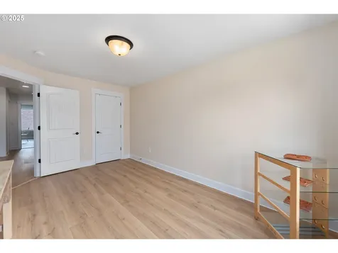 956 NE Samson Street Mcminnville OR 97128