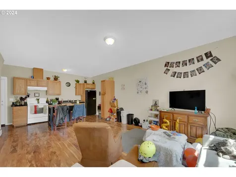 1857 Pearl Street Eugene OR 97401