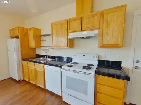 1857 Pearl Street Eugene OR 97401