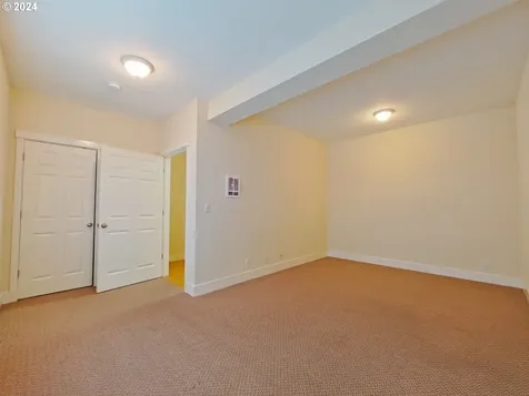1857 Pearl Street Eugene OR 97401