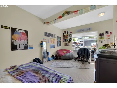 1857 Pearl Street Eugene OR 97401