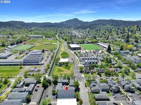 1857 Pearl Street Eugene OR 97401