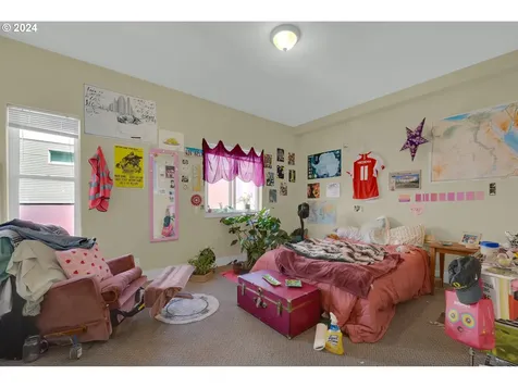 1857 Pearl Street Eugene OR 97401