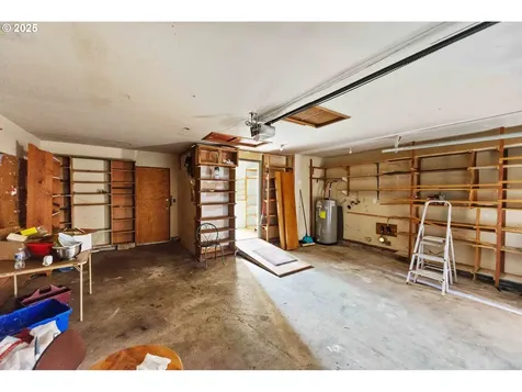 1090 Sanford Street Coos Bay OR 97420