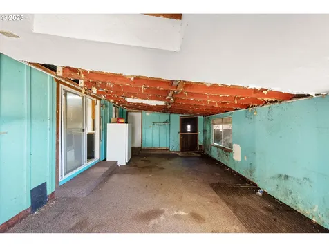 1090 Sanford Street Coos Bay OR 97420