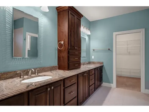 334 Augusta Court Winchester OR 97495